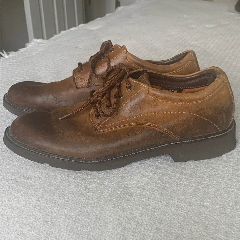 Rockport men’s Oxford lace up loafers waterproof brown leather size 9